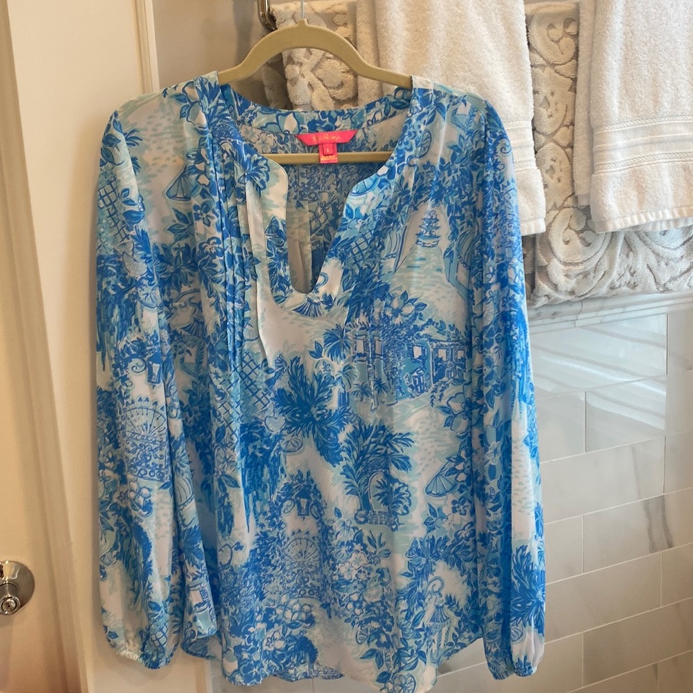 Lilly Pulitzer blouse EUC Sz large